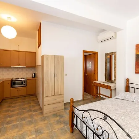 Maria Cherronisos (Sifnos)