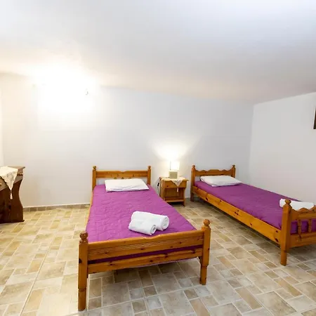 Διαμέρισμα Maria *