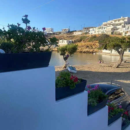 Maria Cherronisos (Sifnos)