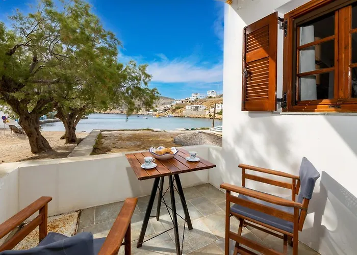 Maria * Cherronisos (Sifnos)